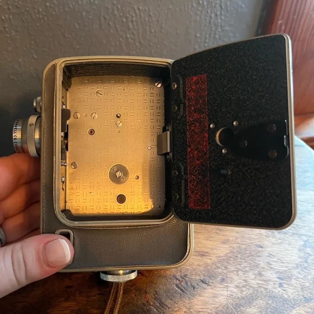 Vintage Bell and Howell 8mm Movie Magazine Camera 172